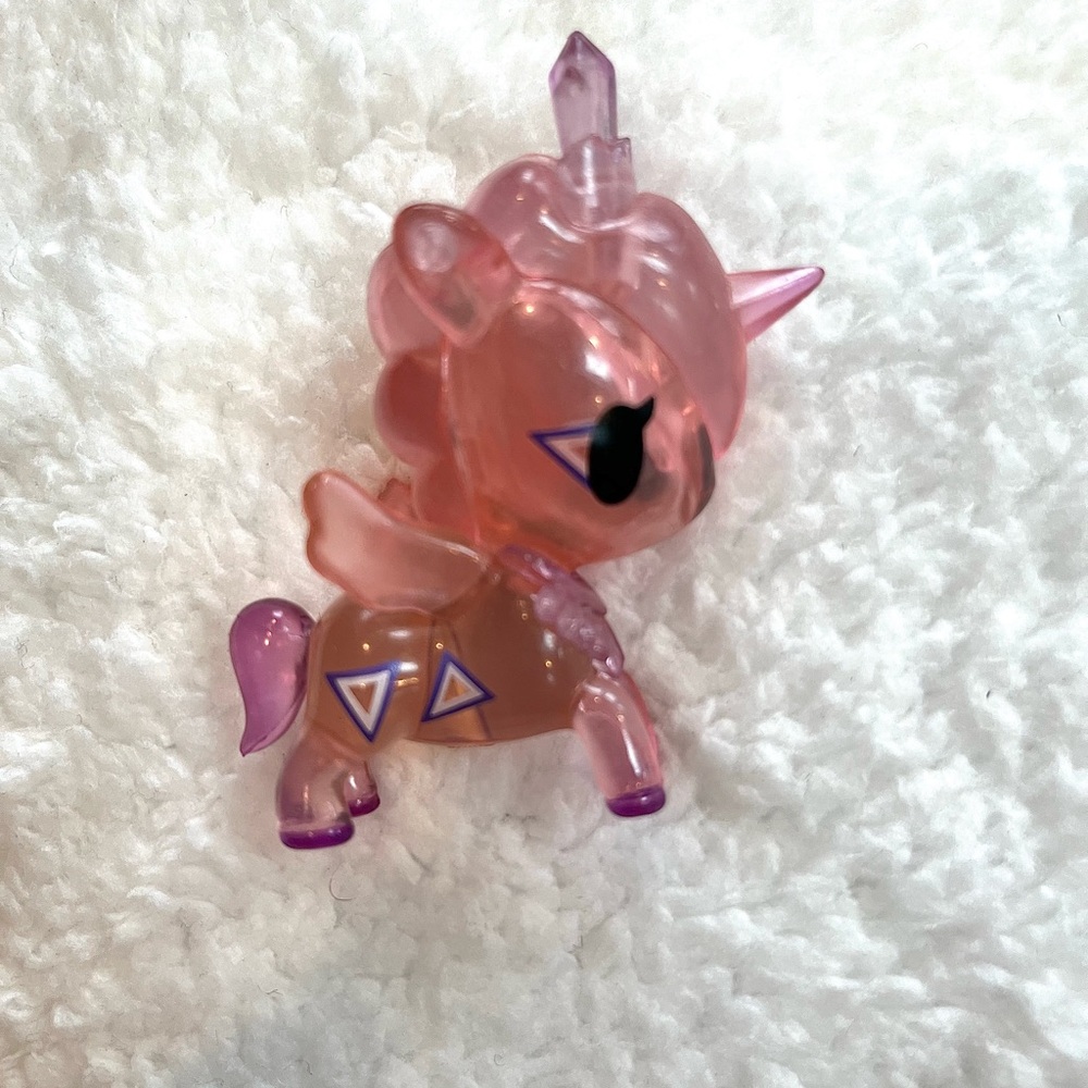 Tokidoki unicorn figurine pink